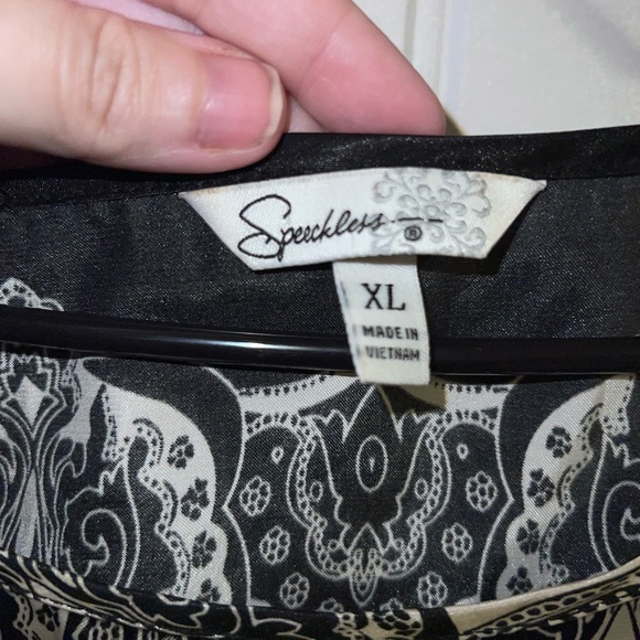 Speechless Satin bandana style peplum top - Picture 5 of 7